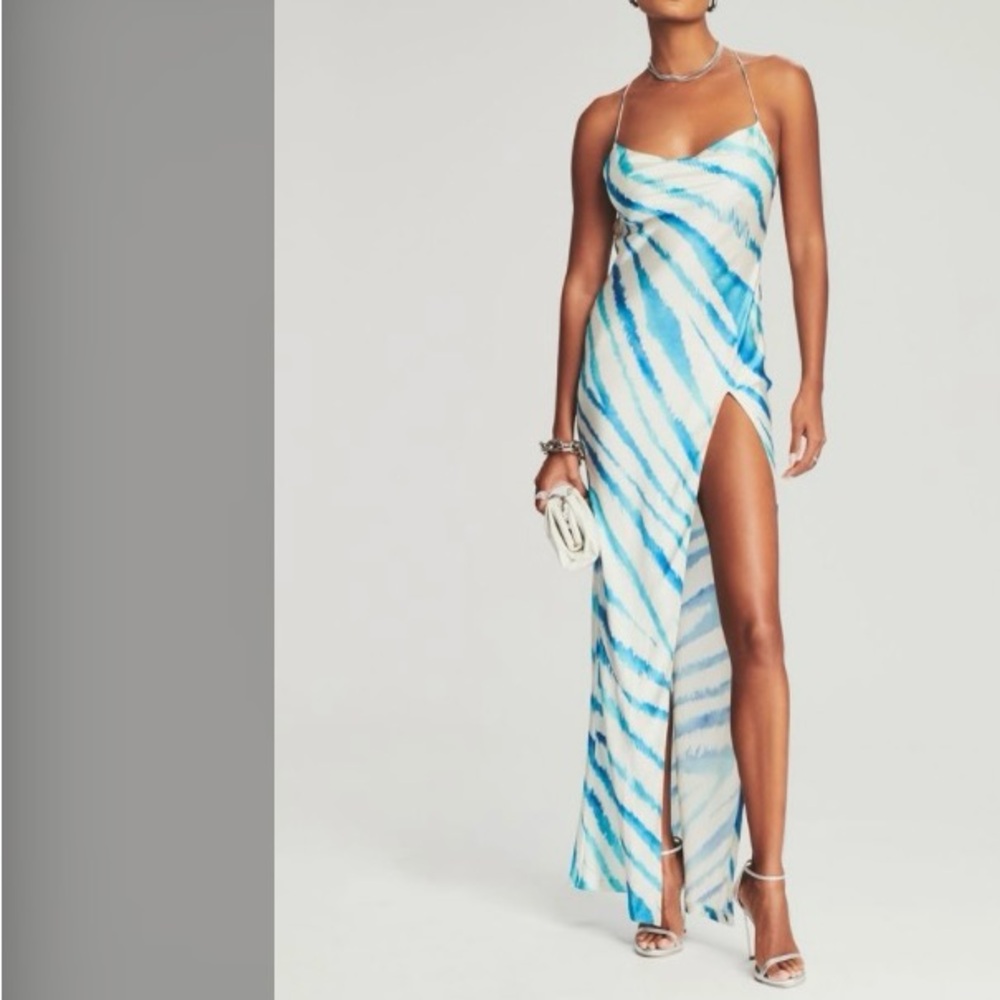 Retrofete gown